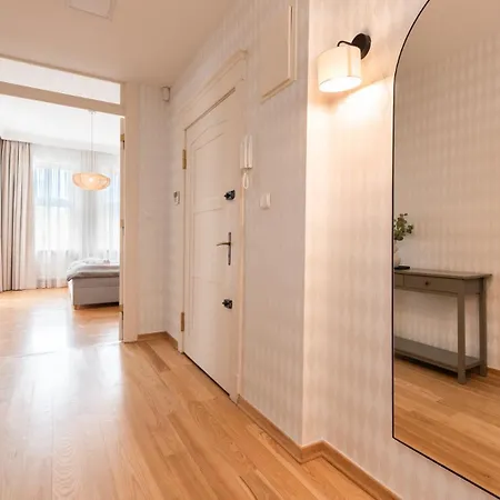 Flatbook - Parkowa, Tylko 2 Minuty Do Plazy Apartment *